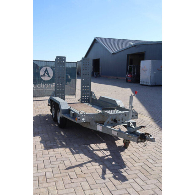 2019 Brian James T-02-T-46270913