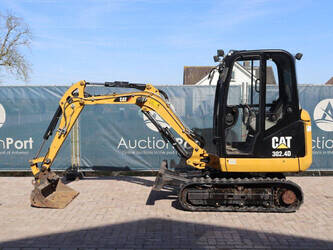 2017-caterpillar-302-4d-1436981-46270946