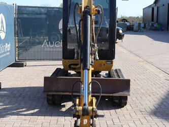 2017-caterpillar-302-4d-1436981-46270952