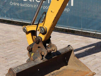 2017-caterpillar-302-4d-1436981-46270955