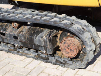 2017-caterpillar-302-4d-1436981-46270963