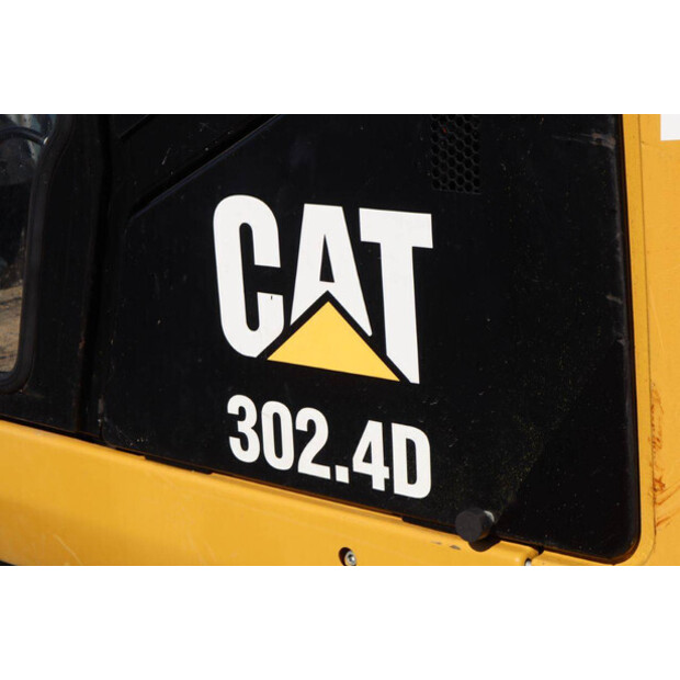 2017 Caterpillar 302.4D-46270964