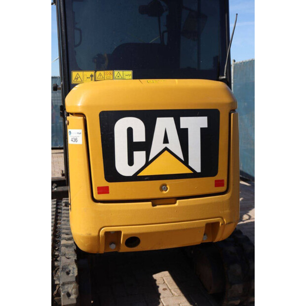 2017 Caterpillar 302.4D-46270965