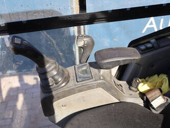 2017-caterpillar-302-4d-1436981-46270969