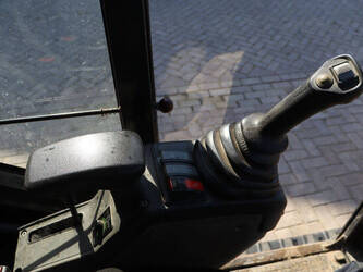 2017-caterpillar-302-4d-1436981-46270977