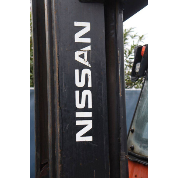 2003 NISSAN VF05H70U-46271066