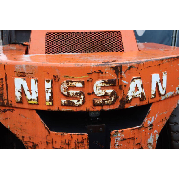 2003 NISSAN VF05H70U-46271072