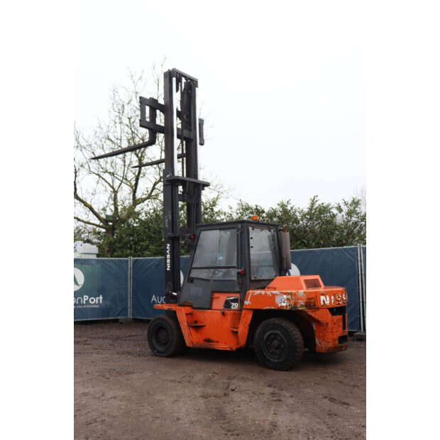 2003 NISSAN VF05H70U-46271090