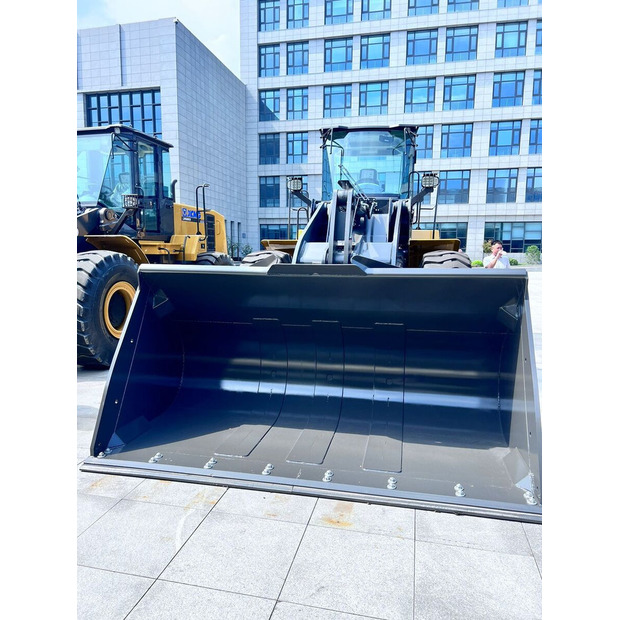 2025 اكس سي ام جي XC968-46279985