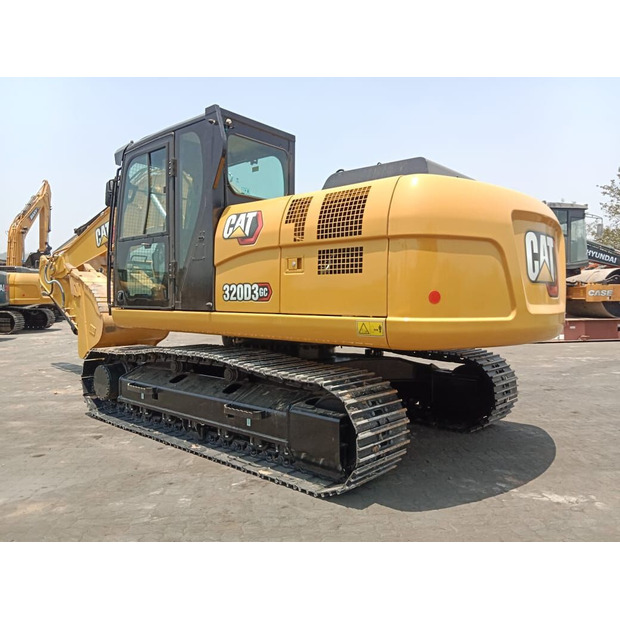 2025 Caterpillar 320D3 GC-46280101