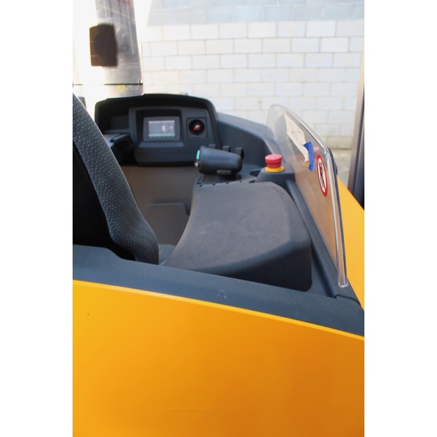 2022 Jungheinrich ETV 210 740 DZ-46280151