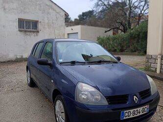 2004-renault-clio-1437147-46286092