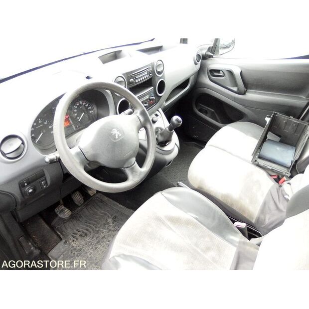 2016 Peugeot PARTNER-46286408