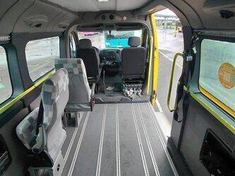 2014-renault-master-1437175-46286711