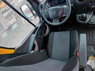 2014-renault-master-1437175-46286714