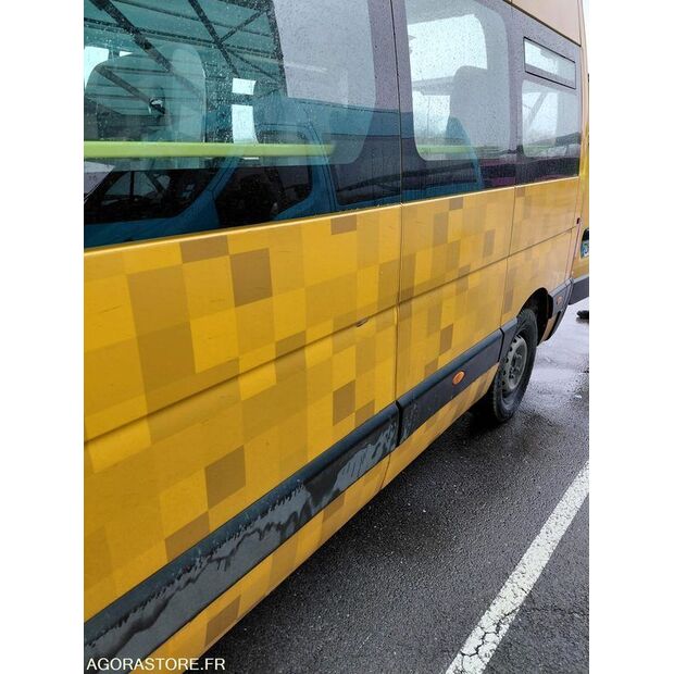 2014 رينو Master-46286719