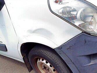 2011-renault-master-1437186-46286967