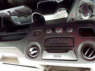 2011-renault-master-1437186-46286980