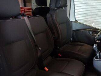 2021-renault-trafic-1437187-46286994