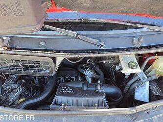 2006-renault-trafic-1437212-46287777