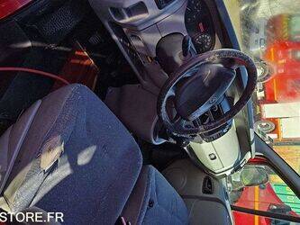 2006-renault-trafic-1437212-46287790