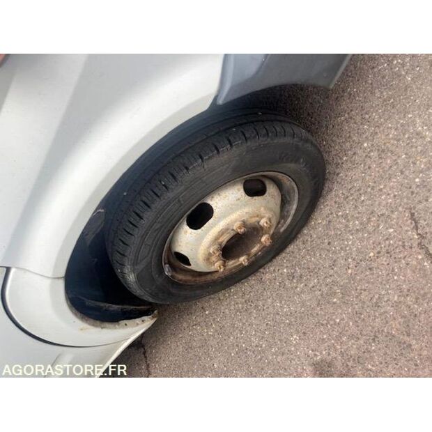 2002 Ford TRANSIT-46287860