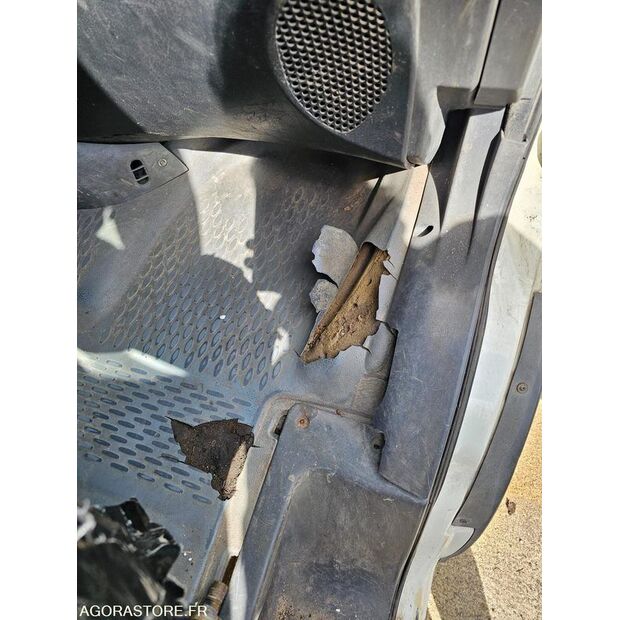 2005 Iveco 35C12-46287981