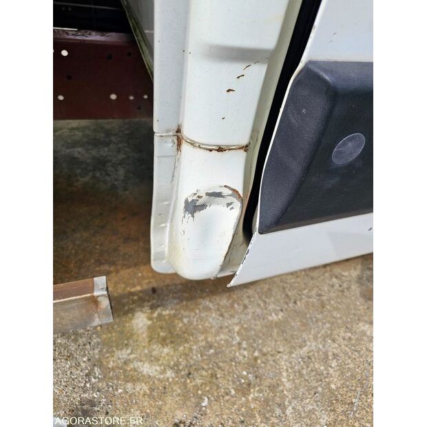 2005 Iveco 35C12-46287985