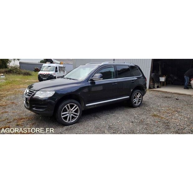 Volkswagen Touareg-46288024