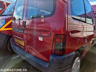 2005-citroen-berlingo-1437223-46288125