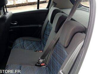 2009-renault-clio-1437231-46288349