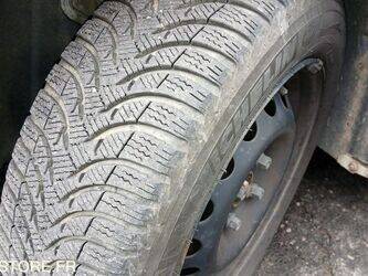 2009-renault-clio-1437231-46288361