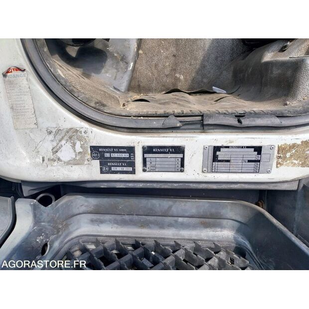 2002 رينو Kerax-46288427