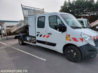 Image for Dump Trucks 2017 Renault Master