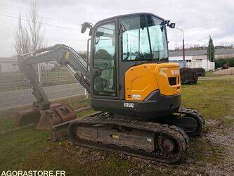 Image for EXCAVATORS 2019 Volvo ECR50D