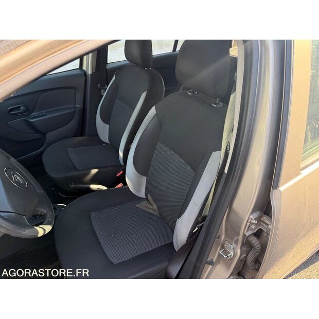 2014 Dacia SANDERO-46288897