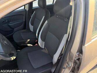 2014-dacia-sandero-1437251-46288897