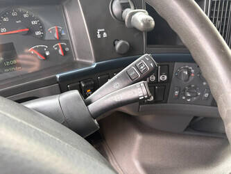 2010-volvo-fh-1437263-46289369