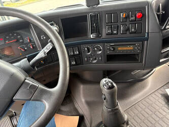 2010-volvo-fh-1437263-46289382