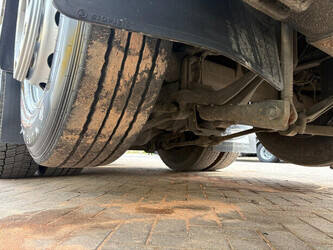 2010-volvo-fh-1437263-46289384