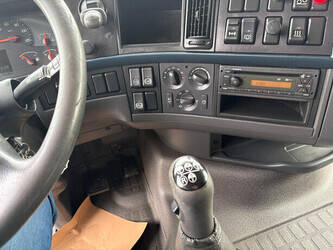 2010-volvo-fh-1437263-46289397