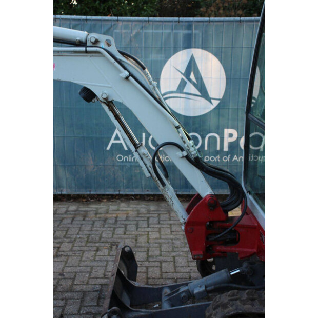 2011 TAKEUCHI TB016-46289481