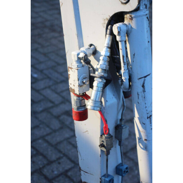 2011 TAKEUCHI TB016-46289486