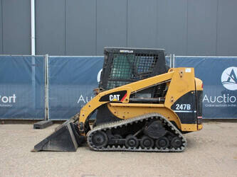 caterpillar-247b-1437271-46289612