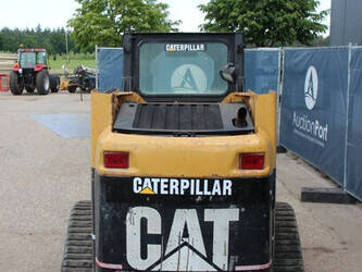 caterpillar-247b-1437271-46289614