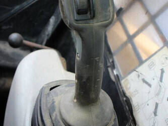 caterpillar-247b-1437271-46289635