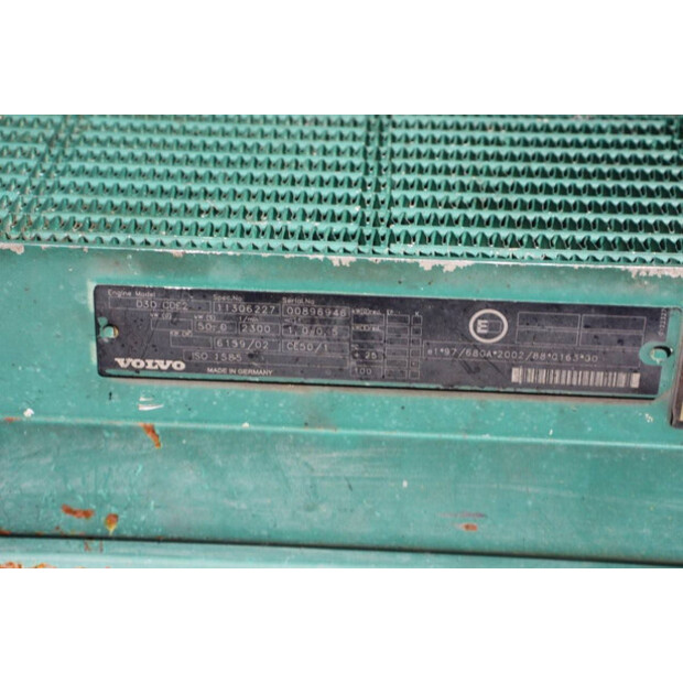 2004 فولفو L30B-Z/X-46289656