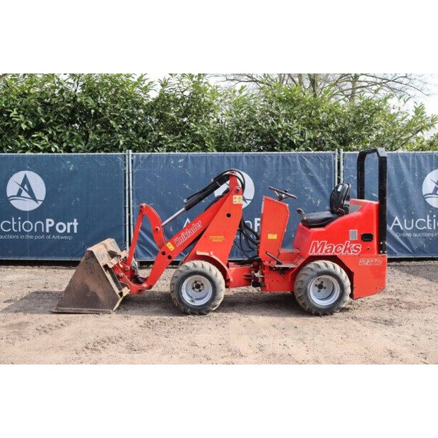 2009 Macks 227-46289672