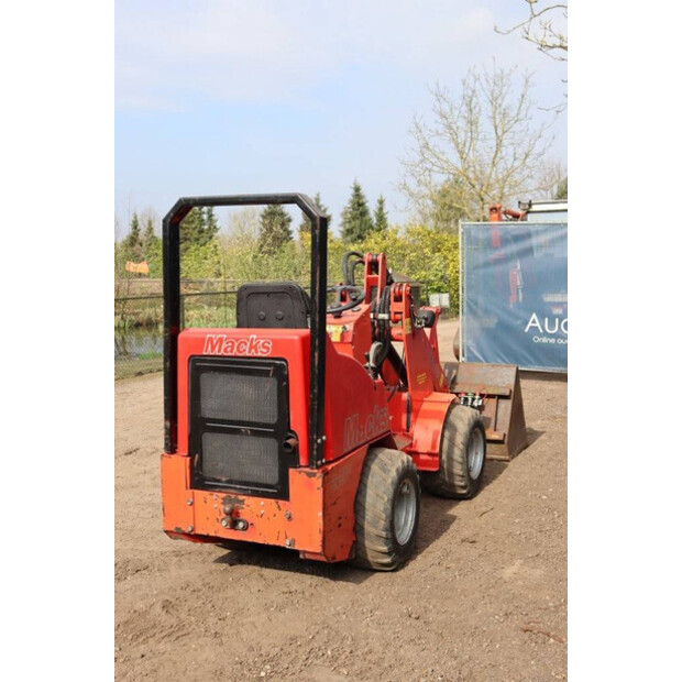 2009 Macks 227-46289675