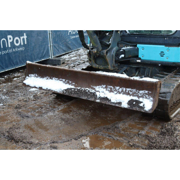 2017 AIRMAN AX48U-6A-46289874